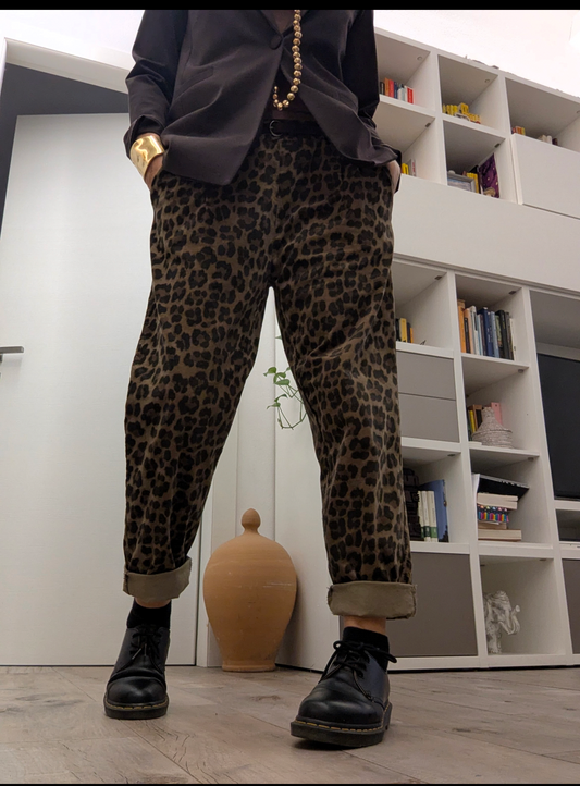 Pantalone maculato